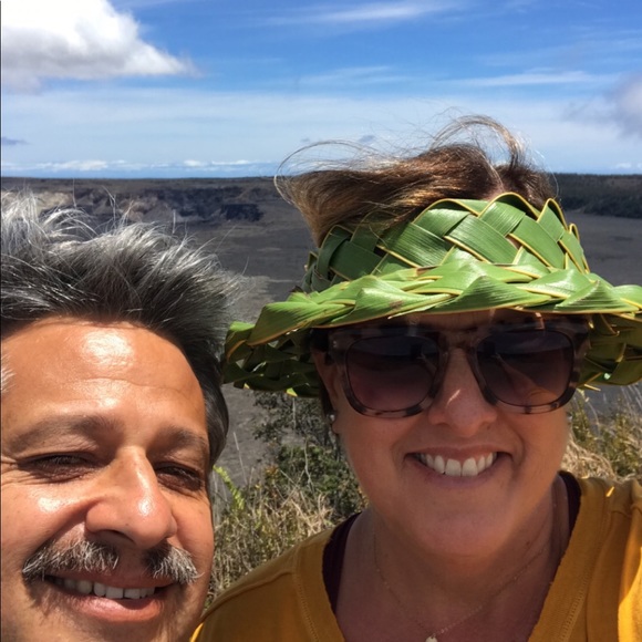 Aloha 🌺 & Smiles 🤙🏻🍧 - Picture 3 of 6